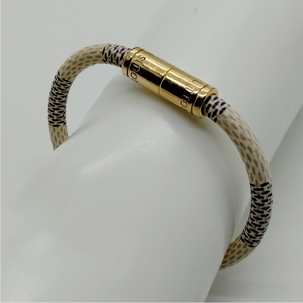 Louis Vuitton Damier Azure Bracelet - Picture 9 of 9
